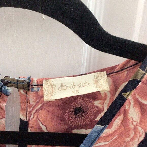 Women’s Altar’d State Front Wrap Cold Shoulder Floral‎ Romper XS - Picture 4 of 8